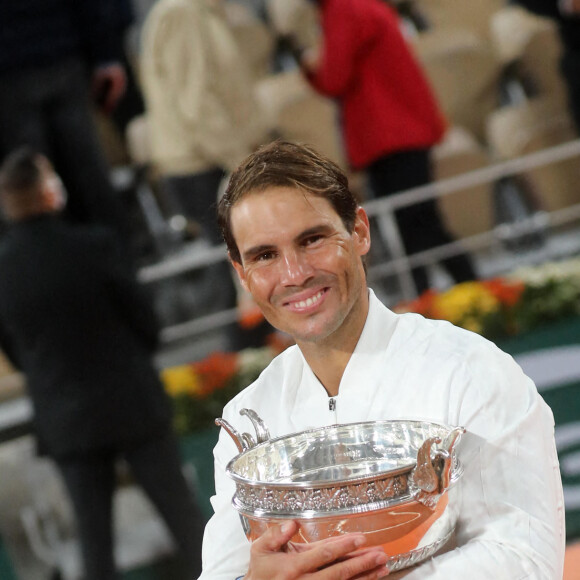 Rafael Nadal remporte les internationaux de tennis de Roland Garros pour la 13ème fois à Paris le 11 octobre 2020. © Dominique Jacovides / Bestimage