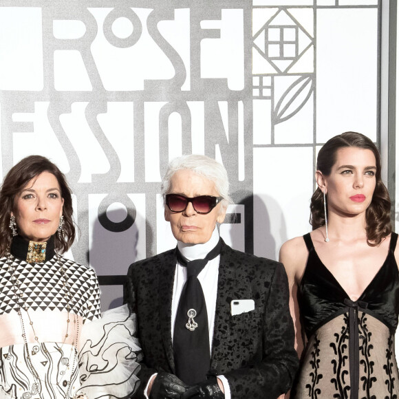 La princesse Caroline de Hanovre, Karl Lagerfeld et Charlotte Casiraghi - Arrivées - 63ème Bal de la Rose sur le thème de la Sécession Viennoise, imaginé par K.Lagerfeld au profit de la Fondation Princesse Grace dans la Salle des Etoiles au Sporting Monte Carlo à Monaco, le 18 mars 2017. © Pierre Villard / Palais Princier / SBM via Bestimage