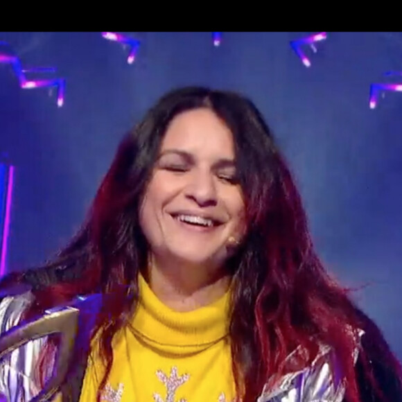 Larusso était le Manchot. Elle remporte la finale de "Mask Singer 2020", le 28 novembre 2020.