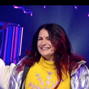 Larusso était le Manchot. Elle remporte la finale de "Mask Singer 2020", le 28 novembre 2020.