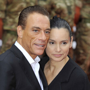 Jean-Claude Van Damme et Gladys Portugues à la première de Expendables 2 à Londres