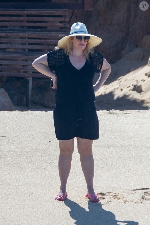 Exclusif - Rebel Wilson et son compagnon Jacob Busch passent des vacances romantiques sous le soleil de Cabo San Lucas au Mexique. Le 12 octobre 2020.