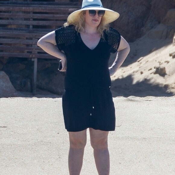 Exclusif - Rebel Wilson et son compagnon Jacob Busch passent des vacances romantiques sous le soleil de Cabo San Lucas au Mexique. Le 12 octobre 2020.