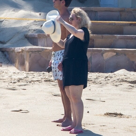 Exclusif - Rebel Wilson et son compagnon Jacob Busch passent des vacances romantiques sous le soleil de Cabo San Lucas au Mexique. Le 12 octobre 2020.
