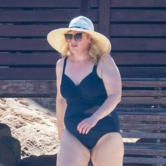 Exclusif - Rebel Wilson et son compagnon Jacob Busch passent des vacances romantiques sous le soleil de Cabo San Lucas au Mexique. Le 12 octobre 2020.