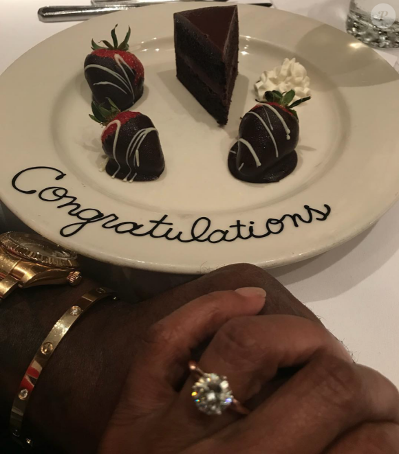 Taraji P. Henson annonçait ses fiançailles en dévoilant sa superbe bague en mai 2018.