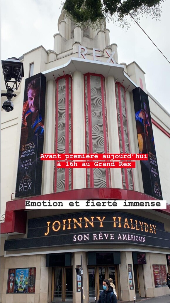 Laeticia Hallyday au Grand Rex pour l'avant-première du film documentaire consacré au dernier road-trip américain de Johnny, à Paris le 21 octobre 2020.