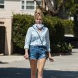 Exclusif - Melanie Griffith se balade dans les rues de Los Angeles pendant l'épidémie de coronavirus (Covid-19), le 16 juillet 2020