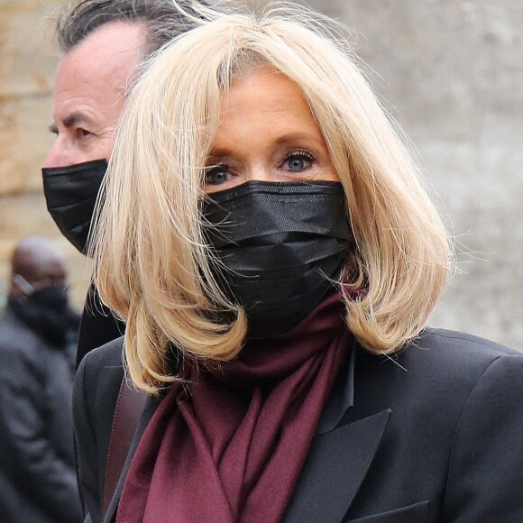 Brigitte Macron - Arrivées aux obsèques de Juliette Gréco en l'église Saint-Germain-des-Prés. Le 5 octobre 2020 © Jacovides-Moreau / Bestimage 