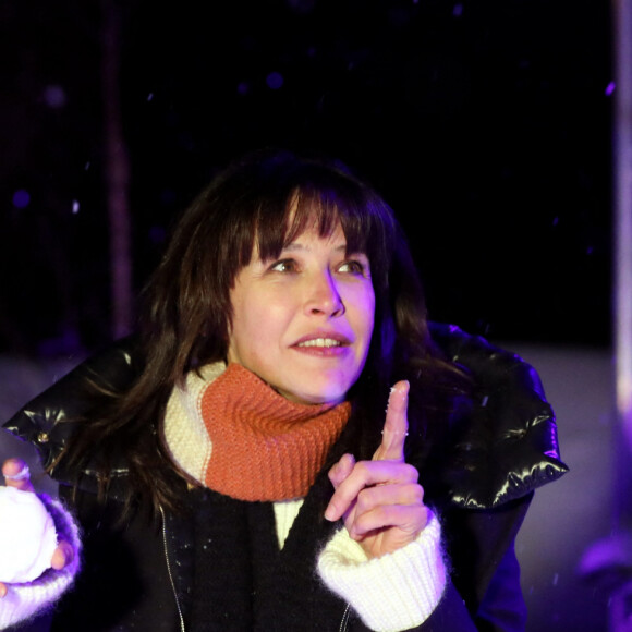 Photocall de nuit de Sophie Marceau pour le film "Mme Mills, une voisine si parfaite" au 21ème festival international du film de comédie de l'Alpe d'Huez le 19 janvier 2018. S.Marceau est la réalisatrice du film et interprète le rôle de Hélène. © Dominique Jacovides / Bestimage 