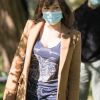 Exclusif - Elsa Esnoult - Reprise du tournage de la série "Les Mystères de l'amour" à Cergy-Pontoise (Val d'Oise) après 2 mois d'arrêt dû au confinement en pleine épidémie de Coronavirus Covid-19 le 14 mai 2020.