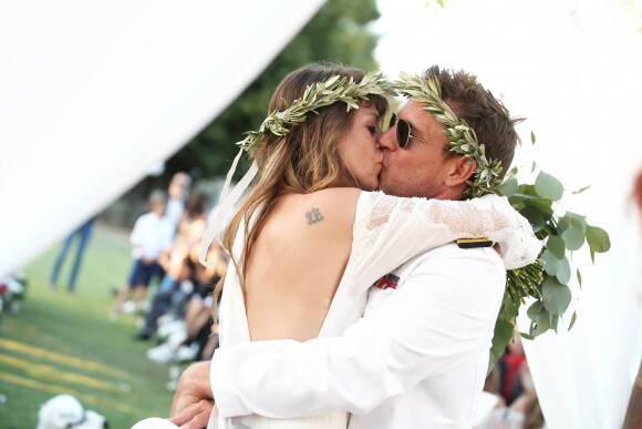 Benjamin Castaldi et sa femme Aurore Aleman - Cérémonie religieuse - Mariage de Benjamin Castaldi et Aurore Aleman au Mas de La Rose à Eygalières, le 27 août 2016. © Jacovides-Moreau/Bestimage