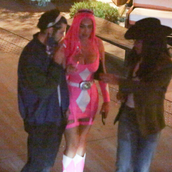 Exclusif - Stassie Karanikolaou, Noah Centineo, Luka Sabbat - Kylie Jenner organise une fête d'Halloween à Los Angeles, le 30 octobre 2020.