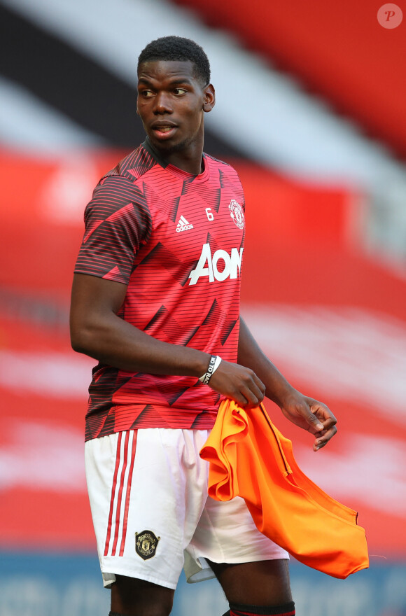 Paul Pogba - Grâce à Anthony Martial, Manchester United bat l'équipe de Sheffield Utd pour la 31 ème journée de Premier League, le 24 juin 2020 à Manchester. 