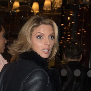 Exclusif - Sylvie Tellier et Clémence Botino, Miss France 2020 rentrent à l'hôtel Le Royal Monceau à Paris le 16 décembre 2019.