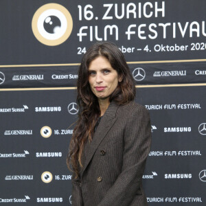 Maïwenn (Le Besco) - Juliette Binoche et Maïwenn (Le Besco) arrivent au festival du film de Zurich (24 septembre - 4 octobre 2020), le 1er octobre 2020.