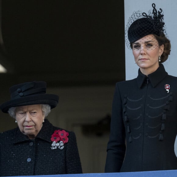 La reine Elisabeth II d'Angleterre, Catherine (Kate) Middleton, duchesse de Cambridge - La famille royale d'Angleterre lors du National Service of Remembrance à Londres le 10 novembre 2019.