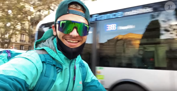 Bastien Grimal (Secret Story) s'habille en livreur Deliveroo pour contourner le confinement à Paris - YouTube