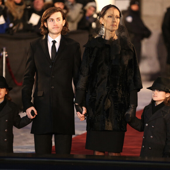 Céline Dion, ses enfants René-Charles Angélil, les jumeaux Nelson Angélil et Eddy Angélil - Sorties des obsèques nationales de René Angélil en la Basilique Notre-Dame de Montréal, le 22 janvier 2016.© Morgan Dessales/Bestimage 
