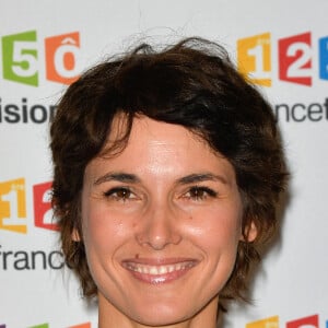 Églantine Éméyé lors du photocall de la présentation de la nouvelle dynamique 2017-2018 de France Télévisions. Paris, le 5 juillet 2017. © Guirec Coadic/Bestimage