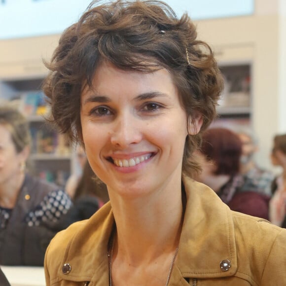 Eglantine Eméyé au 37ème Salon du Livre à la Porte de Versailles à Paris, le 25 mars 2017. © CVS/Bestimage