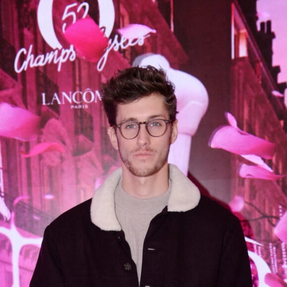 Exclusif - Jean-Baptiste Maunier - Inauguration de la boutique Lancôme 52 Champs-Elysées à Paris le 4 décembre 2019. © Rachid Bellak/Bestimage 