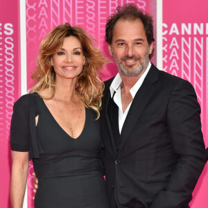 Ingrid Chauvin et Thierry Peythieu durant le "Pink Carpet" des séries "Killing Eve" et "When Heroes Fly" lors du festival "Canneseries" à Cannes. © Bruno Bebert/Bestimage 