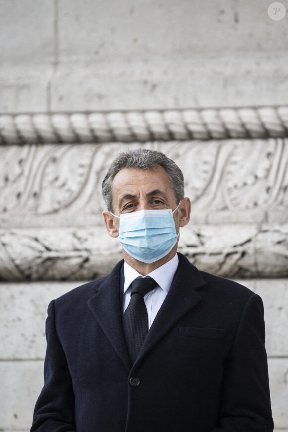 Nicolas Sarkozy - Cérémonie de commémoration de l'armistice du 11 novembre à l'Arc de Triomphe à Paris le 11 novembre 2020. Yoan Valat / Pool / Bestimage 