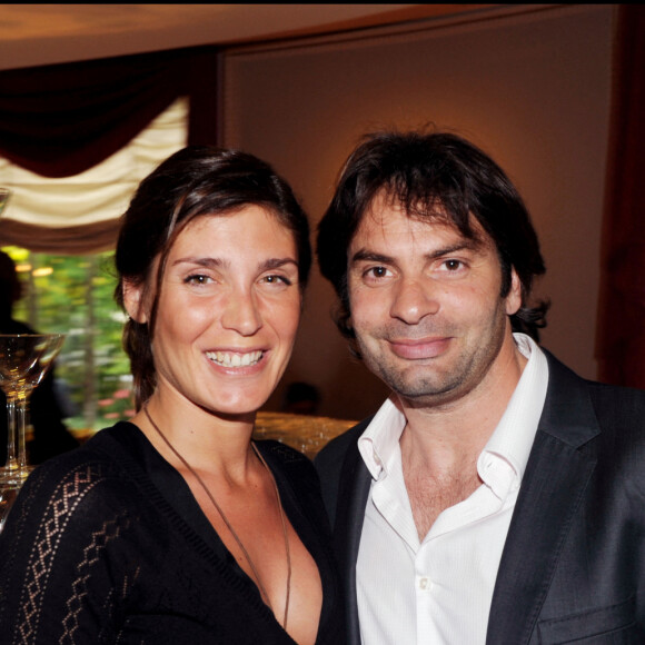 CHRISTOPHE DOMINICI ET SA FEMME LAURETTA - SOIREE "LA NUIT DES MEDIAS" AU THEATRE MARIGNY A PARIS.  