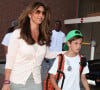 Charisma Carpenter emmène son fils Donovan chez le médecin à Beverly Hills. Le 5 juin 2012.