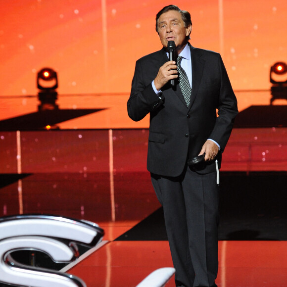 Exclusif - Jean-Pierre Foucault - Surprises - Enregistrement de l'émission "La Chanson secrète 4", qui sera diffusée le 4 janvier 2020 sur TF1, à Paris. Le 17 décembre 2019 © Gaffiot-Perusseau / Bestimage