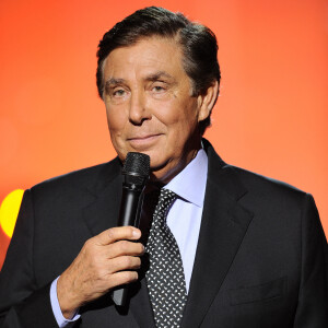 Exclusif - Jean-Pierre Foucault - Surprises - Enregistrement de l'émission "La Chanson secrète 4", qui sera diffusée le 4 janvier 2020 sur TF1, à Paris. Le 17 décembre 2019 © Gaffiot-Perusseau / Bestimage