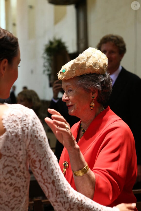 Exclusif  - Mariage de Frédéric Giscard d'Estaing (Fils de Henri Giscard d'Estaing et petit fils de Valéry Giscard d'Estaing) et de Eléonore Pineau à L'abbaye Thiron-Gardais. La messe a été célébrée par le père Antoine d'Eudeville, à Gardais, Eure-et-Loir le 23 juillet 2016. 