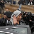 Nafissatou Diallo quitte le tribunal du Bronx a New York, USA le 10 Decembre 2012. Un accord financier entre Dominique Strauss-Kahn et Nafissatou Diallo qui l'accusait d'agression sexuelle a mis fin ce lundi aux poursuites contre l'ancien patron du FMI à New York.   