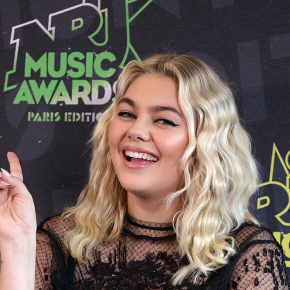 Louane Emera lors des NRJ Music Awards, le samedi 5 décembre 2020.