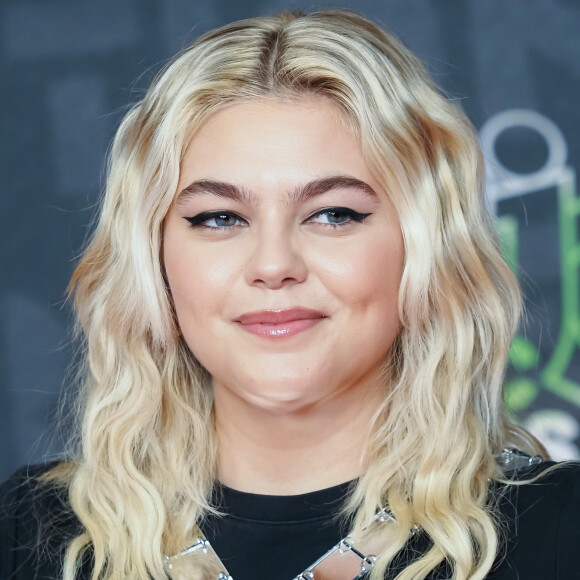 Louane Emera lors des NRJ Music Awards, le samedi 5 décembre 2020.