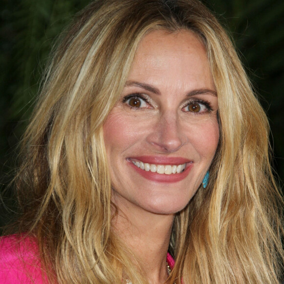 Julia Roberts à la première de Homecoming au théâtre The Regency à Westwood, le 24 octobre 2018