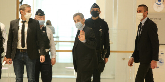 Nicolas Sarkozy - Arrivées au réquisitoire, procès des "écoutes téléphoniques" ( affaire Bismuth) au tribunal de Paris, le 8 décembre 2020. 