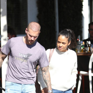 Matt Pokora et sa compagne Christina Milian se baladent avec leur fils Isaiah dans le quartier de West Hollywood à Los Angeles. La petite famille est allée déjeuner chez Fred Segal. Le 11 février 2020 