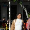 Christina Milian, enceinte, dans une robe moulante blanche à la sortie de chez Fred Segal's avec son compagnon Matt Pokora et sa fille, Violet Madison Nash, après avoir déjeuné avec des amis, à Los Angeles, Californie, Etats-Unis, le 7 janvier 2020. 