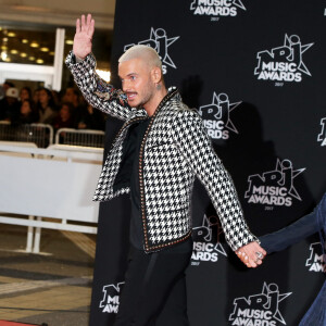 Le chanteur français M. Pokora (Matt Pokora) et sa compagne la chanteuse américaine Christina Milian - 19ème édition des NRJ Music Awards à Cannes le 4 novembre 2017. © Dominique Jacovides/Bestimage 