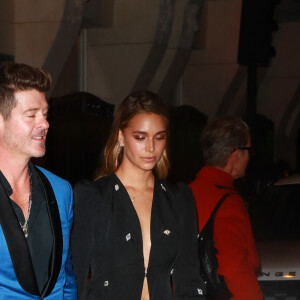 Exclusif - Robin Thicke et sa compagne April Love Geary - Arrivées et sorties au Lutetia "Pop Up" club où Cindy Bruna célèbre ses 25 ans, Paris le 28 septembre 2019. © Perusseau - Da Silva / Bestimage 