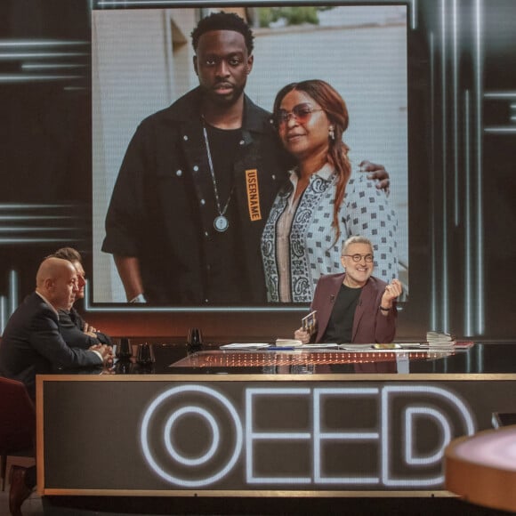 Exclusif - Mohamed Aïssaoui, David Hallyday, Laurent Ruquier, Dadju, Sophie Davant - Enregistrement de l'émission "On est presque en direct" (OEED), présentée par L.Ruquier, et diffusée sur France 2 le 12 décembre 2020 © Jack Tribeca / Bestimage 