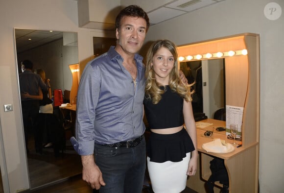 Tony Carreira et sa fille Sara - People au concert exceptionnel de Tony Carreira au Palais des Sports à Paris, le 12 avril 2014. 