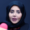 Sahar Tabar en interview pour la télévision iranienne au lendemain de sa sortie de prison. La jeune femme de 19 ans été emprisonnée en octobre 2019 suite à de nombreuses plaintes du public au gouvernement. C'est la première fois qu'elle dévoile son "vrai visage".