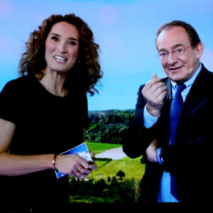 Marie-Sophie Lacarrau, la remplaçante de Jean-Pierre - Dernier JT de Jean-Pierre Pernaut sur TF1 aprés 33 ans de présentation. Paris, le 18 Décembre 2020. © Dominique Jacovides / Bestimage