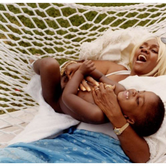 Diddy souhaite un joyeux anniversaire à sa mère Janice, qui a eu 80 ans.