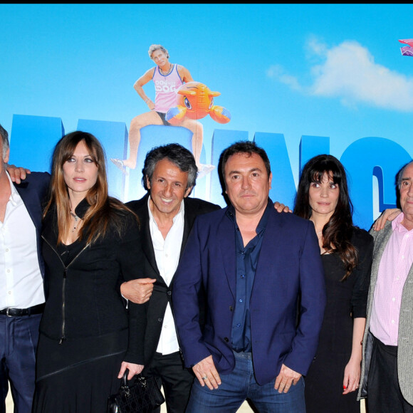 Antoine Duléry, Franck Dubosc, Mathilde Seigner, Richard Anconina, Fabien Onteniente, Christine Citti, Claude Brasseur et Marco Benini - Avant-première du film "Camping 2" au Gaumont Opéra, à Paris, en 2010.