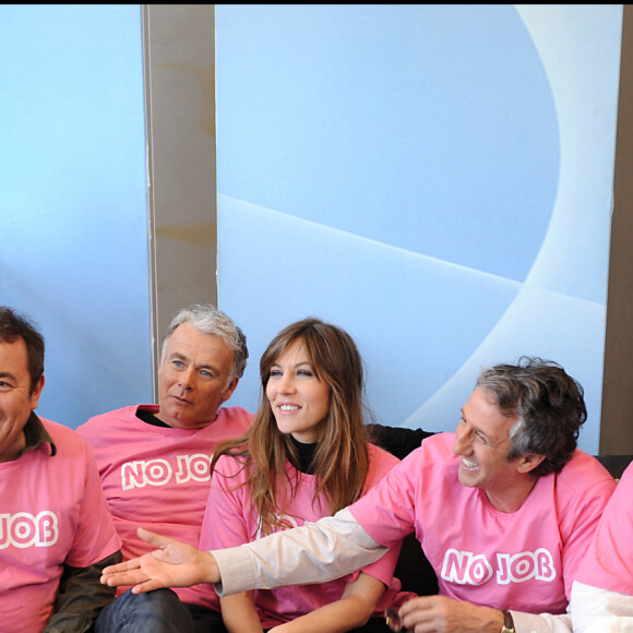 Antoine Duléry, Franck Dubosc, Mathilde Seigner, Richard Anconina, Fabien Onteniente, Mylène Demongeot, Claude Brasseur - Promotion du film "Camping 2" en 2010.