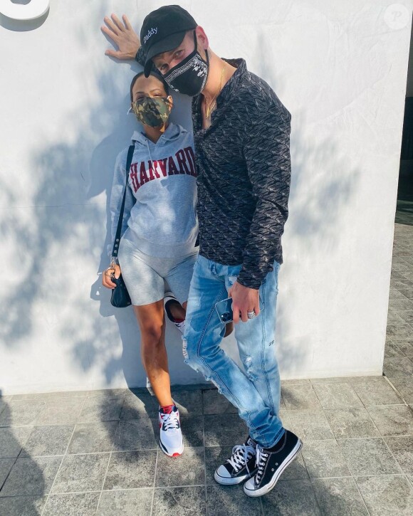M. Pokora et Christina Milian (enceinte de leur deuxième enfant) à Los Angeles, le 22 décembre 2020.
